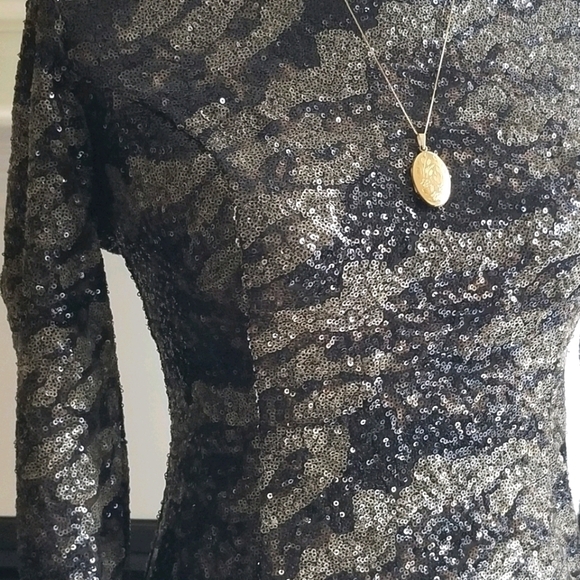 Guess Los Angeles Sequin Long Sleeve Dress - Picture 5 of 10